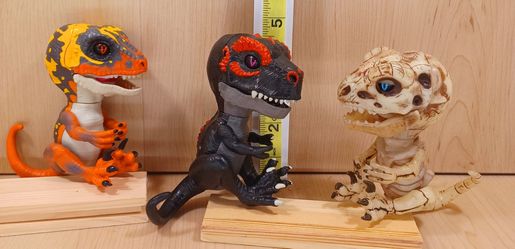 WowWee Fingerlings Untamed Raptors Lot