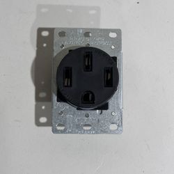 Leviton 279-S00 50 Amp 125/250V Nema 14-50R 3P 4W Flush Mounting Receptacle 