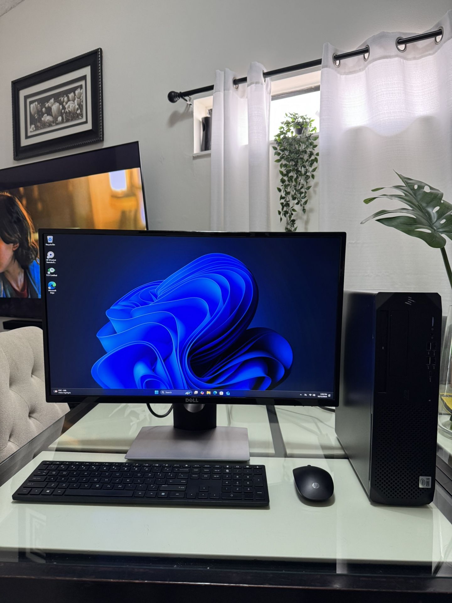 HP Z2 G5 SFF Complete Computer Desktop Setup Windows 11 Pro I5 16gb Ram 27” monitor