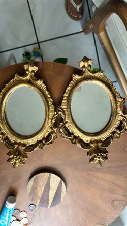 Gold mirror