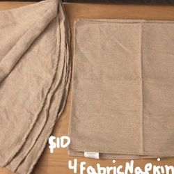 Round Tablecover W Marching Napkins 