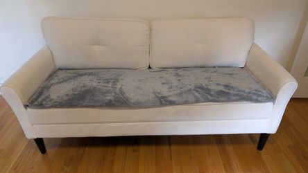 Loveseat for pickup, Cambridge
