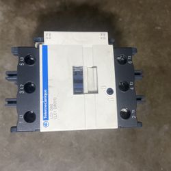 New. Contactor