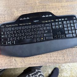 Logitech Keyboard + Mouse