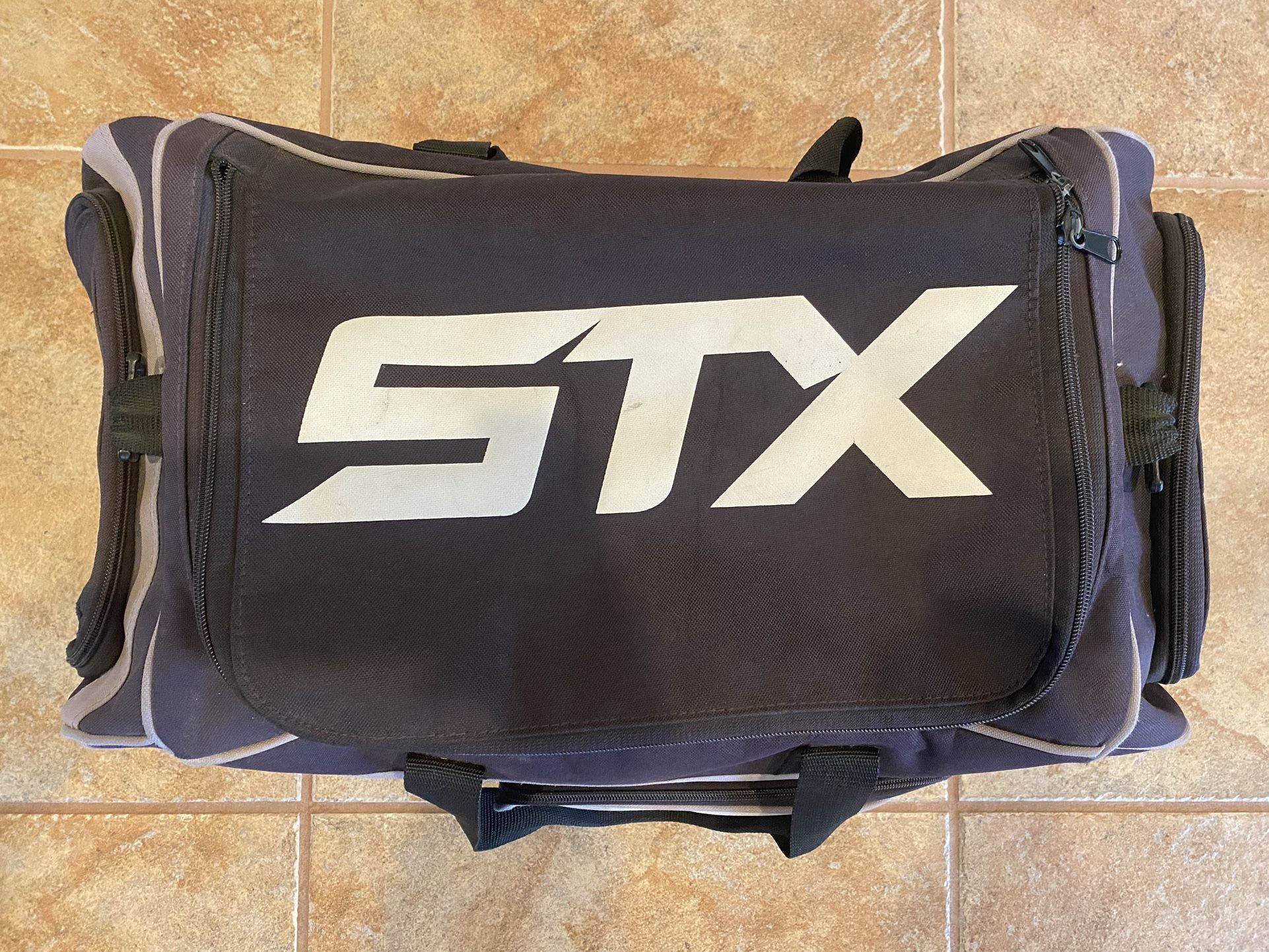 🥍 STX Lacrosse Duffle Athletic Equipment Medium Sports Bag