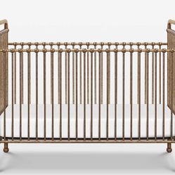 Namesake Abigail Antique Gold  3-1 crib (excellent Condition) 