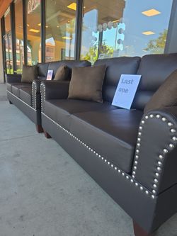 Sofa set