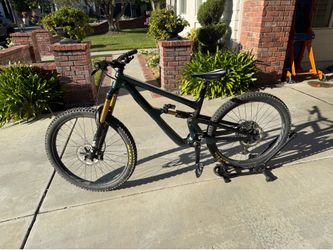 Ibis HD6 XL with Industry 9 carbon wheels and XT build