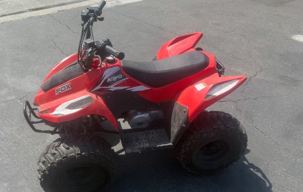 red four wheel kayo 2021 .