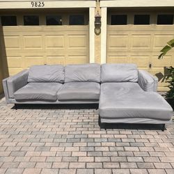 Sectional Couch -*Free Local Delivery*