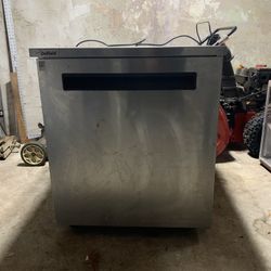 Delfield Commercial Under The Counter Refrigerator