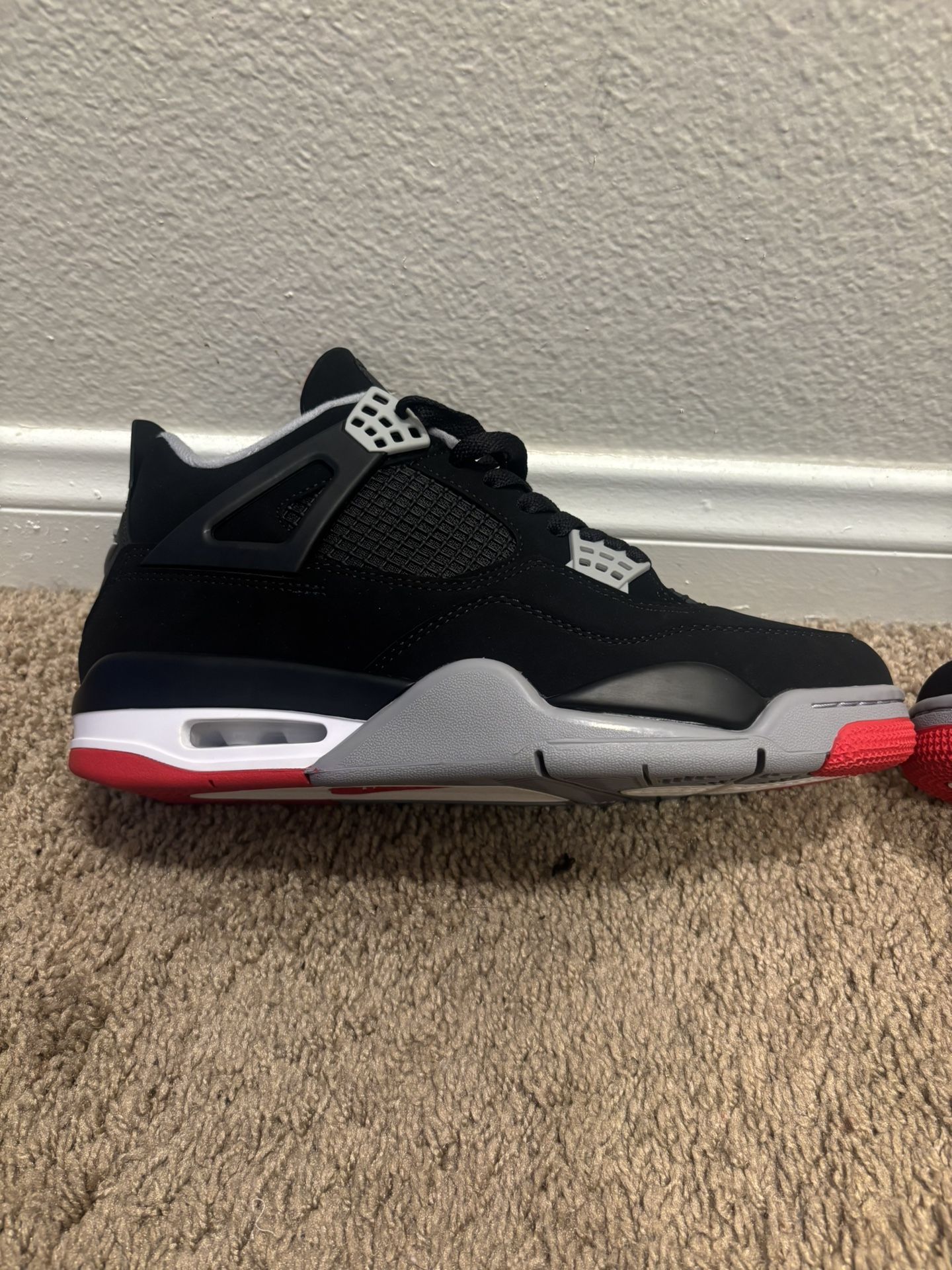 Jordan 4