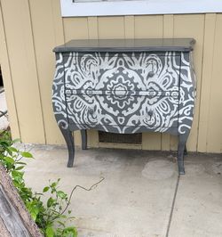 2 drawer vintage painted dresser