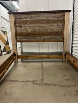 Rustic Wood Bed Frame with Headboard - Queen Size