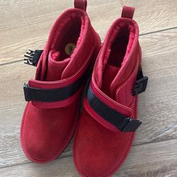Original OGGS Red Booths men’s size 9 new open box