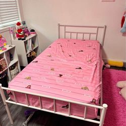 Twin Bed Frame /twin Mattress