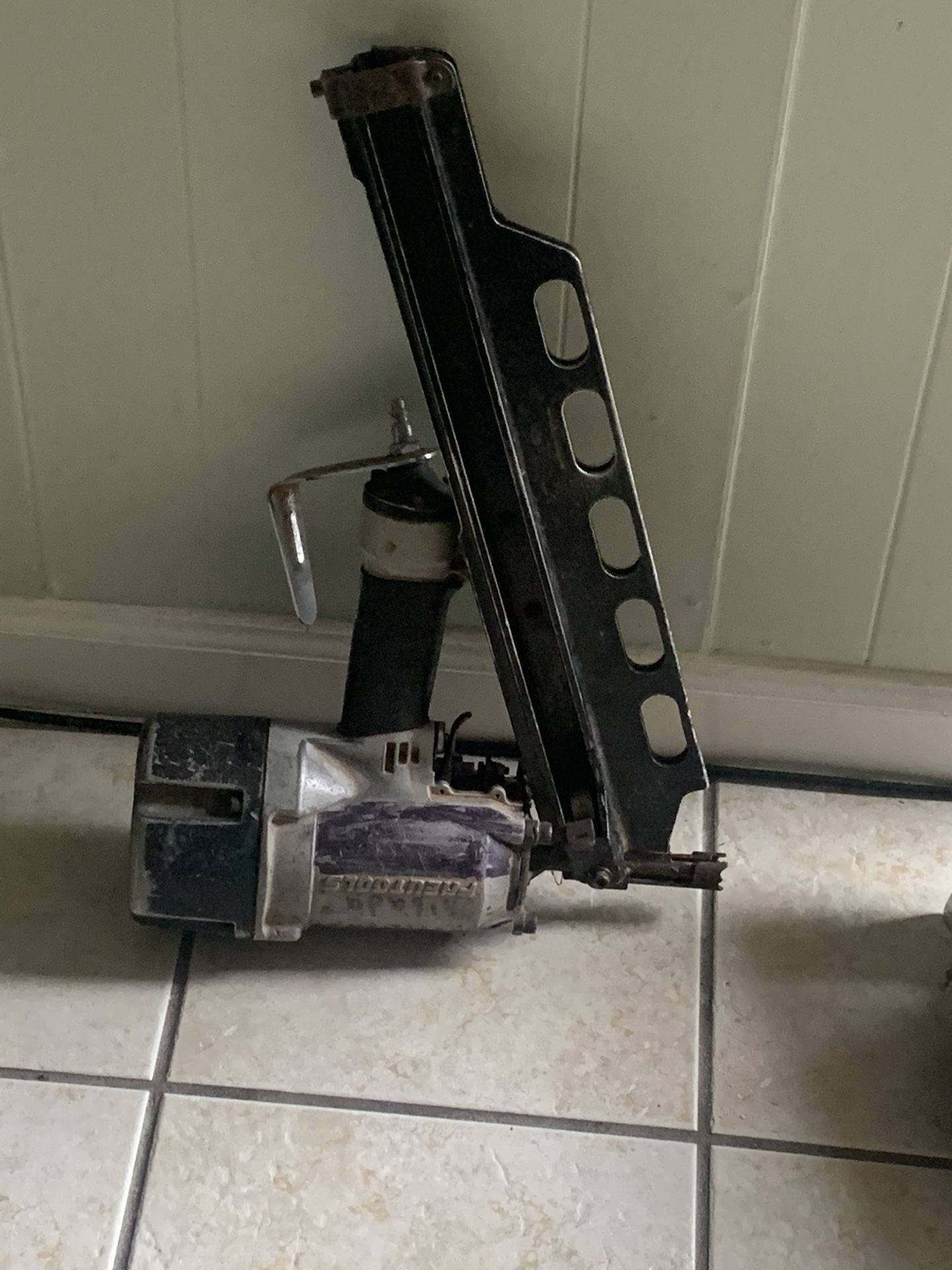 Gun