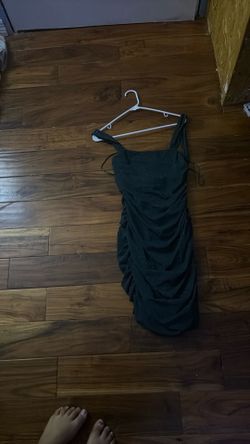 Green Sparkly dress  Size is Large