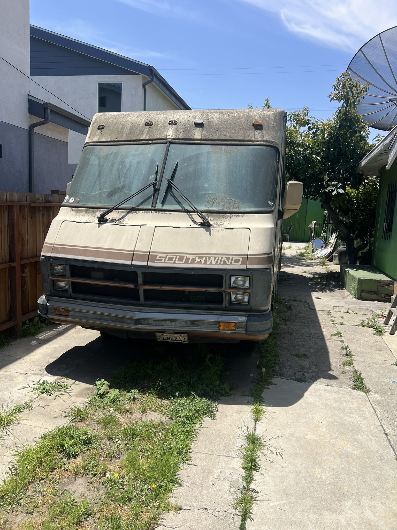 1987 FLEETWOOD SOUTHWIND 29 Ft.