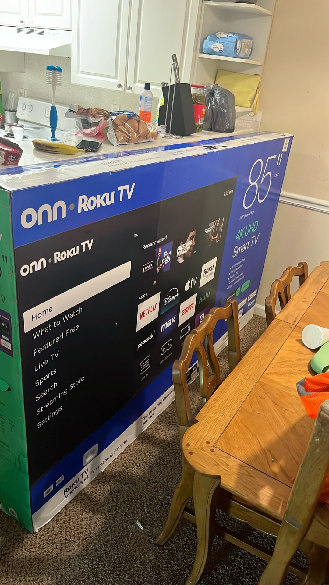 85’ Inch On Roku Tv 
