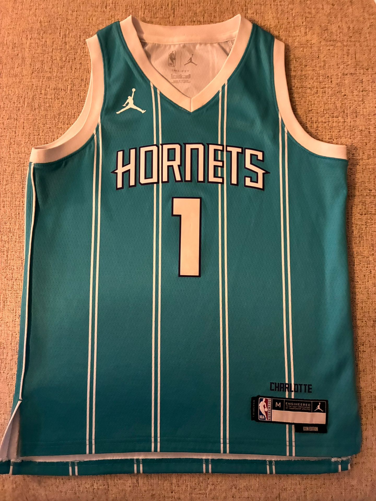 Lamelo Ball Jersey - Youth M