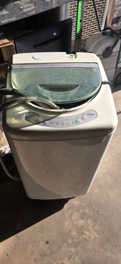 1.0 Cu. Ft. Portable Washer
HLP21N