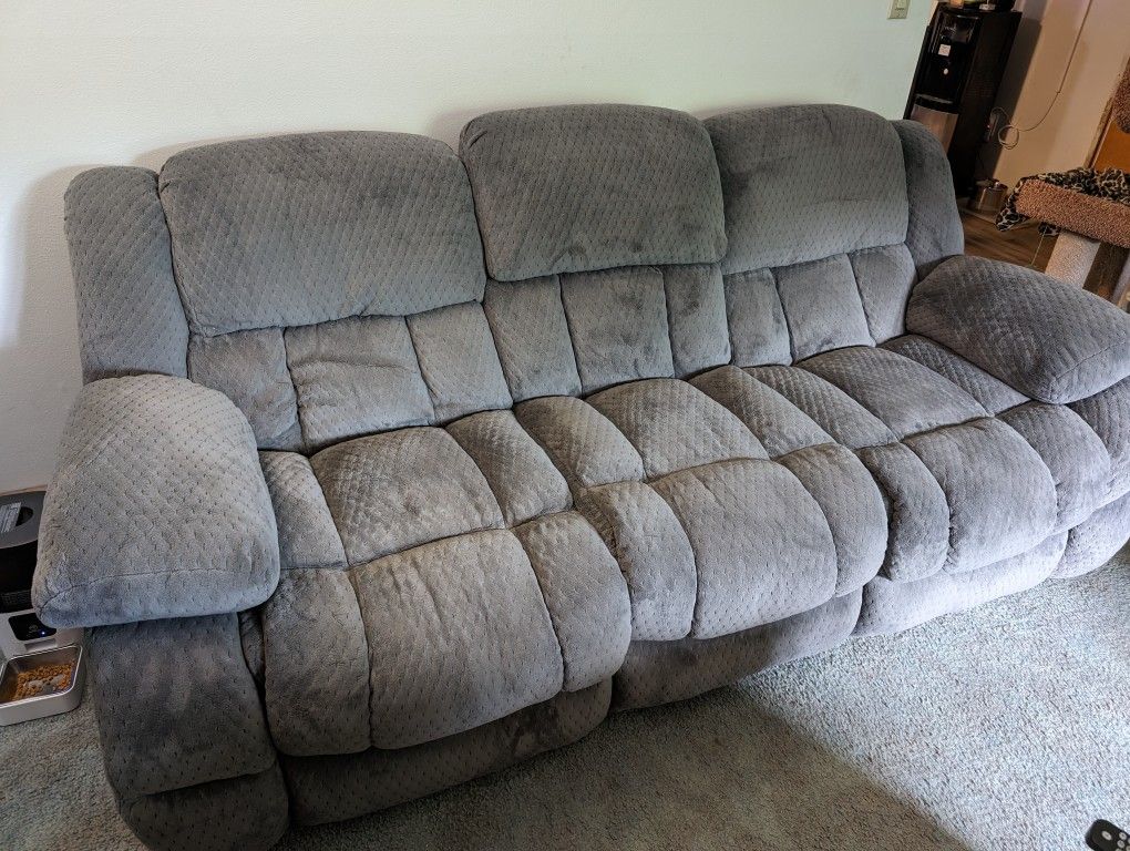 Love Seat Recliner And Three-seat Recliner Sofa