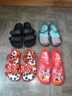 Girls shoes