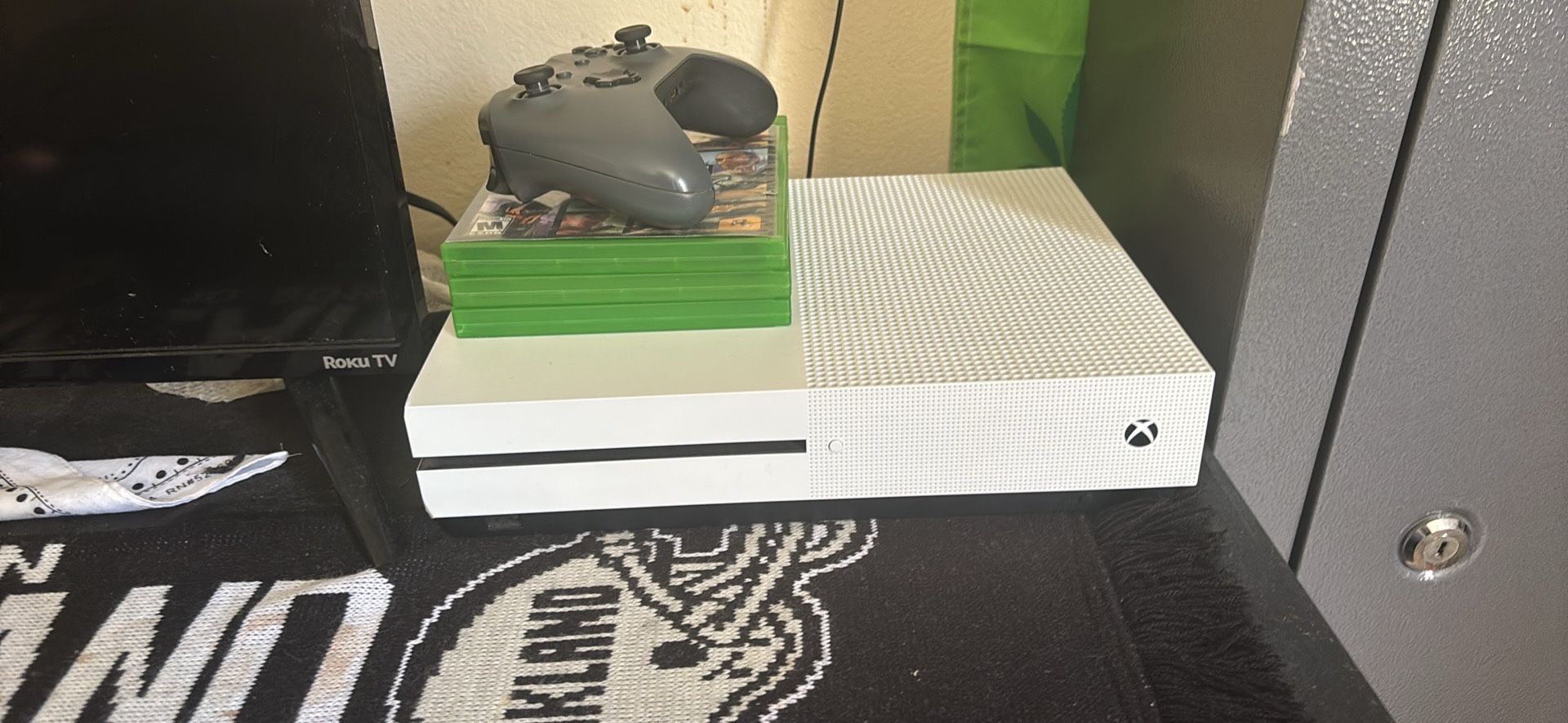 Xbox One S
