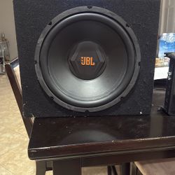 JBL Sub and pioneer AMP 