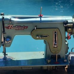 Rare Fleetwood Sanshin Zig-Zag Sewing Machine Works Great