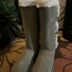 Gray boots