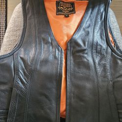 Woman leather vest.