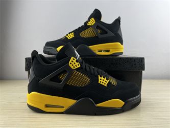 Air Jordan 4 Retro 'Thunder' 2023