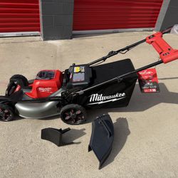 MILWAUKEE 18v FUEL 21” Walk Behind Dual Battery Self-Propelled Mower (Tool-Only)