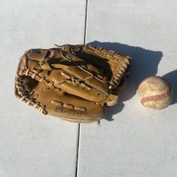 Easton 11” Good Condition Baseball Glove