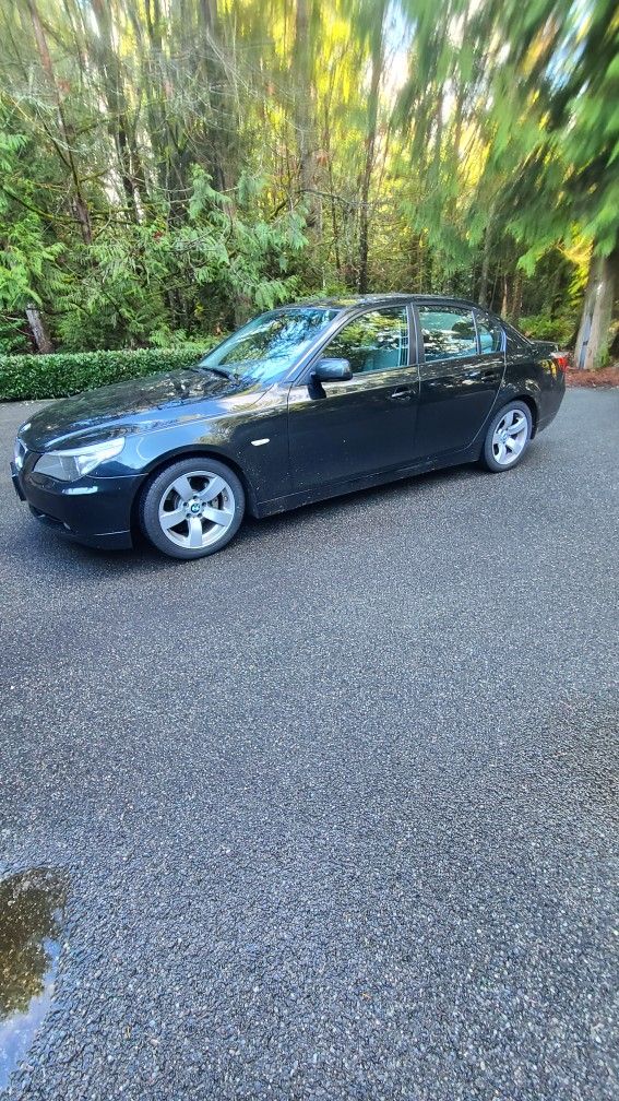 2007 BMW 525i