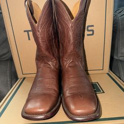 Tecovas “The Doc” Square Toe Boots