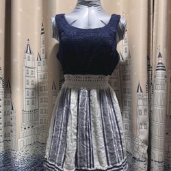 Women/girl dress M