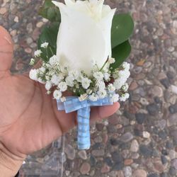 Boutonniere And Corsages