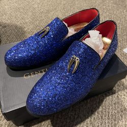 Blue dress shoes