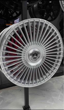 Mercedes-Benz Multi-Spoke Silver Alloy Wheel