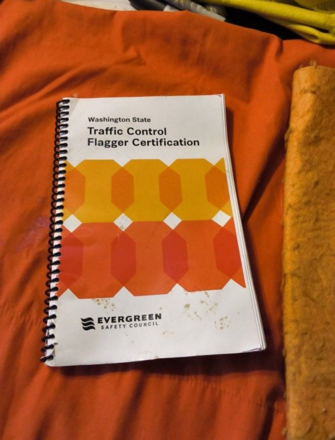 Washington traffic control certification flaggers book