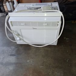 Air Conditioner  5000 btu
