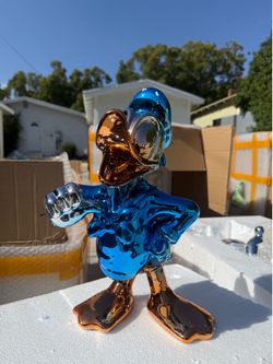 Donald Duck chrome figure 41cm 16”