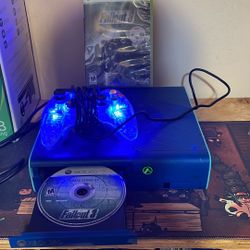 Limited Edition Blue, Xbox 360 E 500 Gb With Games 