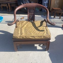 Antique Chinese Sitting Chair
