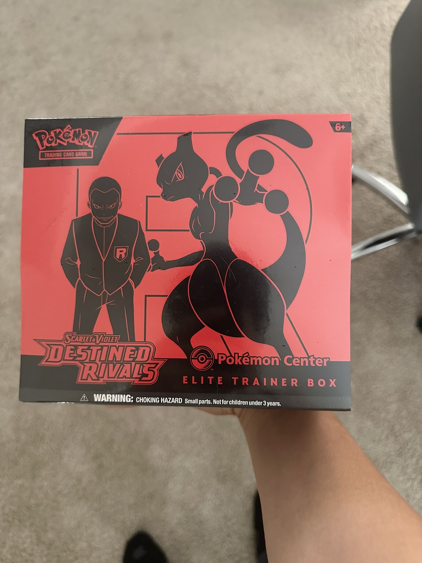 Pokemon Center Destined Rivals ETB
