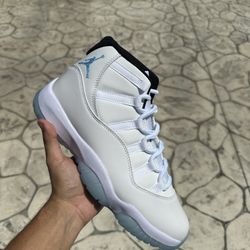 Air Jordan Retro 11’s ” Legend Blue "