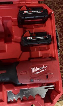 Milwaukee m18 presstool with
1/4-7/8 streamline acr jaws